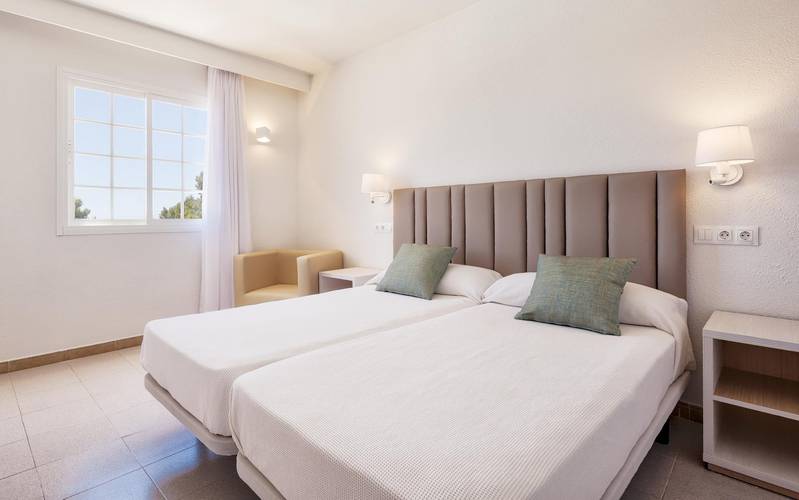 Apartment 2 bedrooms Hotel ILUNION Menorca Cala Galdana